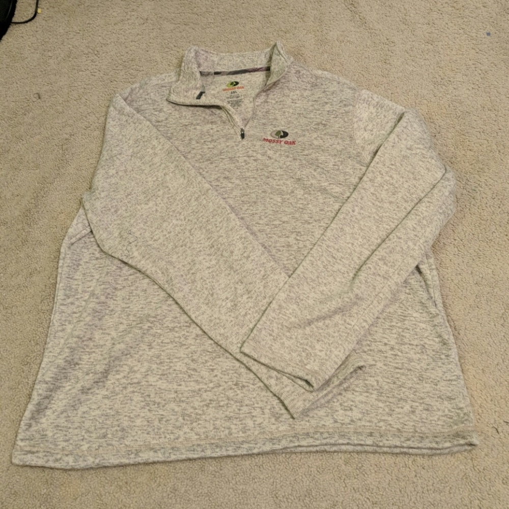 Mossy oak pull over